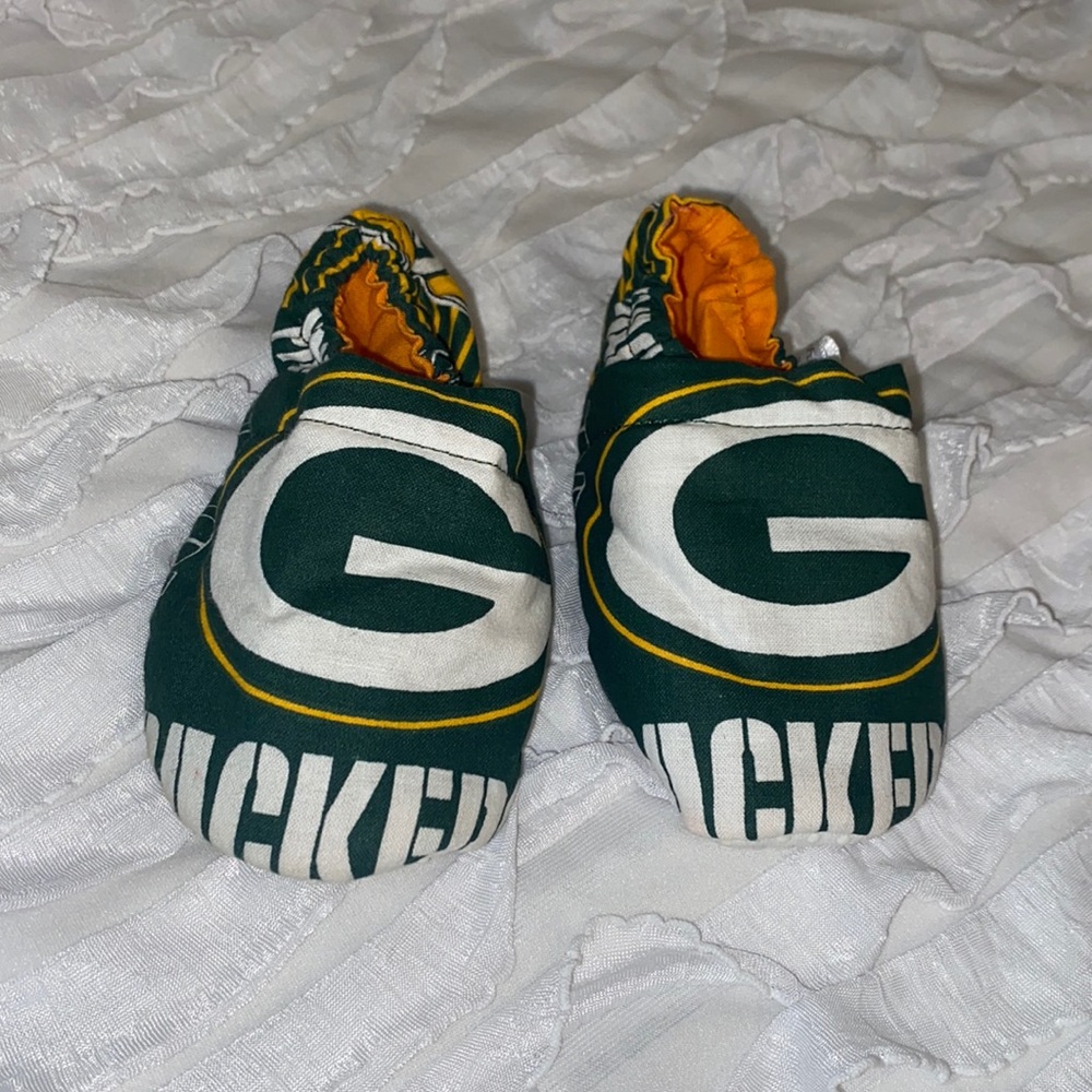 Green Bay Packers baby booties